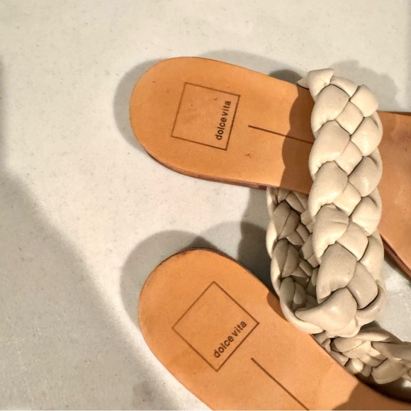 Dolce Vita Persey Embossed Braided Leather Open Toe Wedge Sandals Off White 9.5 - Picture 4 of 8